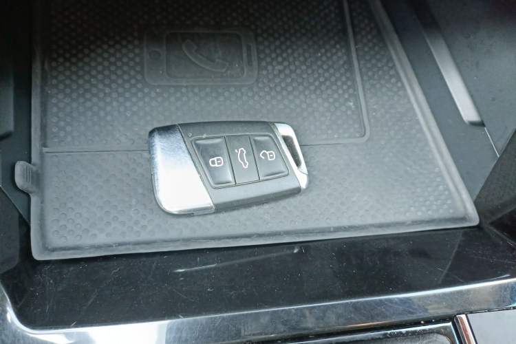 Used Volkswagen Passat New Energy 2020 430 PHEV Hybrid Luxury Edition China VI Standard
