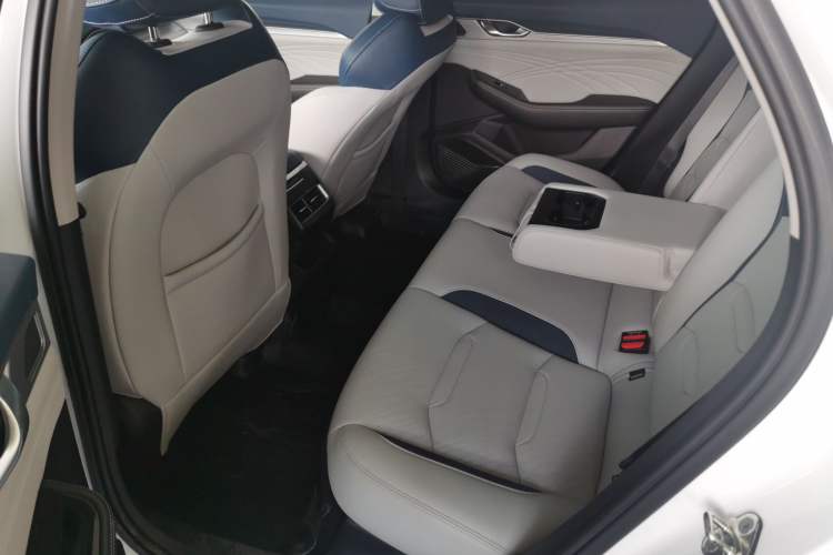 Used Geely Auto Preface 2023 2.0TD Prestige Version
