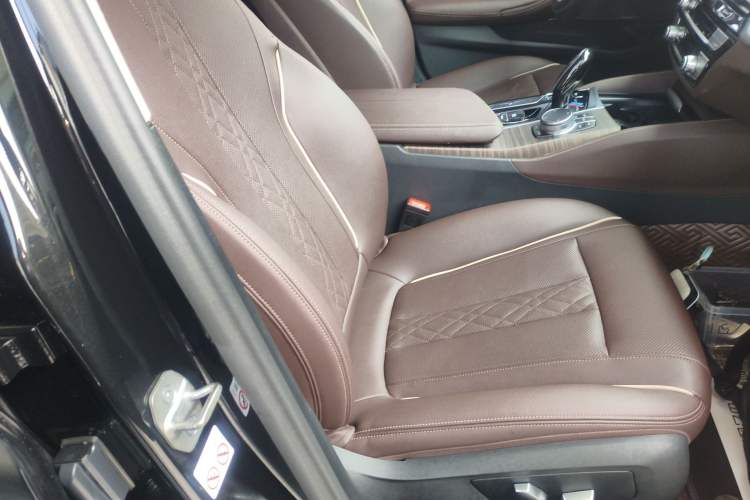 Used BMW 5 Series 2023 530Li Leading Edition Luxury Package