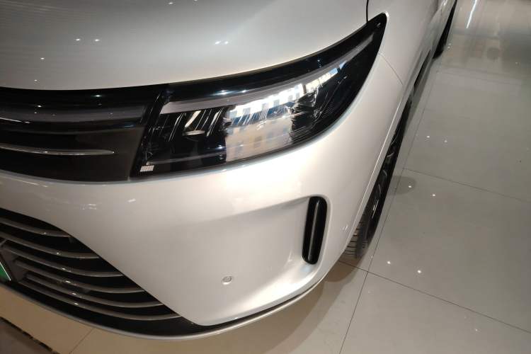 Used Hima AITO M7 2024 1.5T Rear-Drive Plus Version 5 Seats
