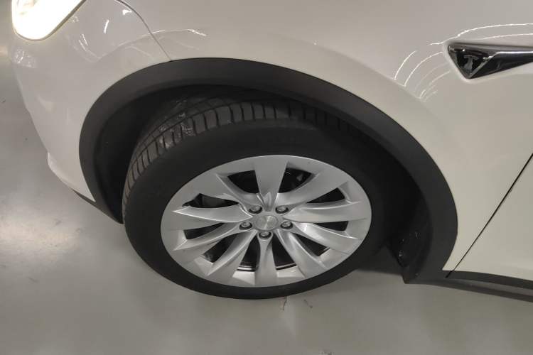 Used Tesla Model X 2019 Long-Range Version
