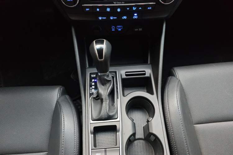 Used Hyundai Tucson 2015 1.6T Dual-Clutch Two-Wheel-Drive Smart Model
