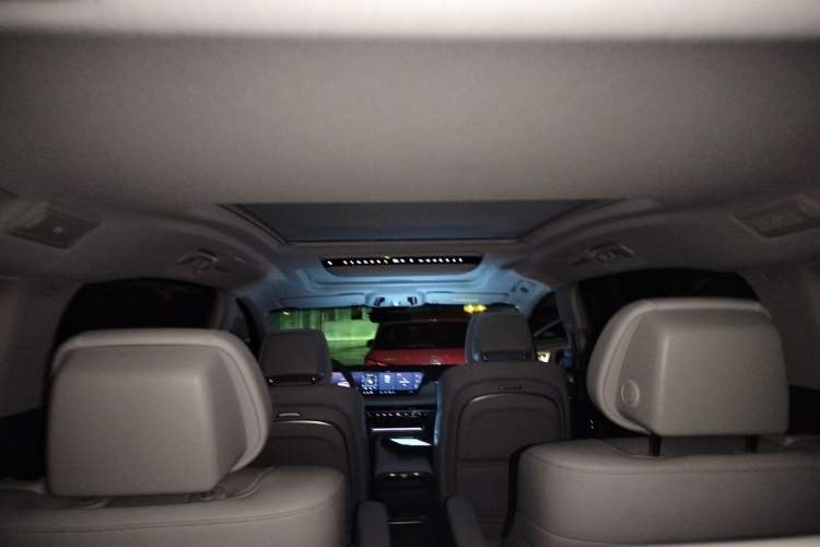 Used Buick GL8 2025 Lu Zun Deluxe Edition
