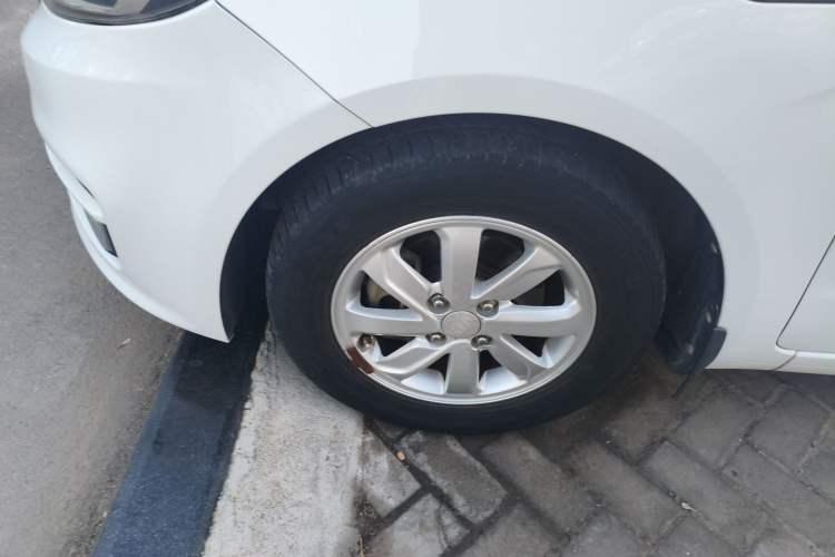 Used Kia K2 2015 Sedan 1.4L MT GLS