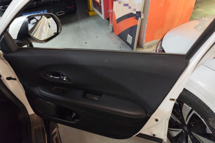 Used Honda Vezel 2015 1.5L CVT two-wheel drive Comfort trim
