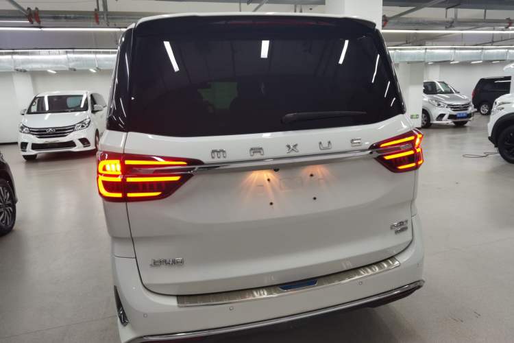 Used SAIC MAXUS G20 2021 Facelifted PLUS 2.0T Gasoline Automatic Luxury Edition
