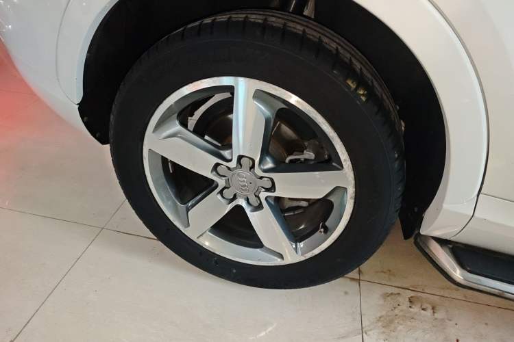 Used Audi Q3 2016 35 TFSI Collection Edition quattro Enjoyment Model
