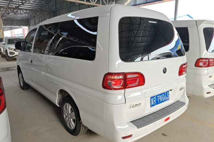 Used FORTHING Lingzhi 2022 Striving Version M5L 1.6L Base Model 7 Seats