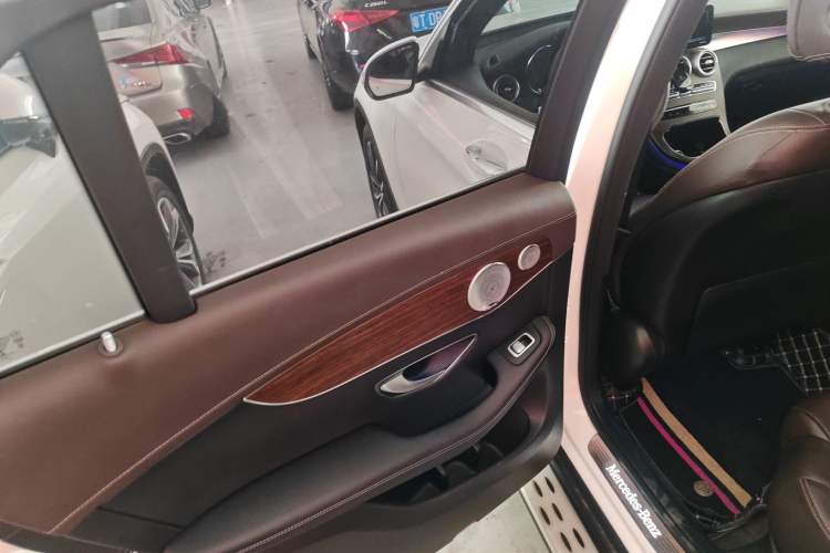 Used Mercedes-Benz GLC 2021 GLC 300 L 4MATIC Dynamic Model