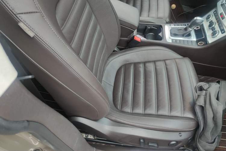 Used Volkswagen FAW-Volkswagen CC 2016 1.8TSI Luxury Model
