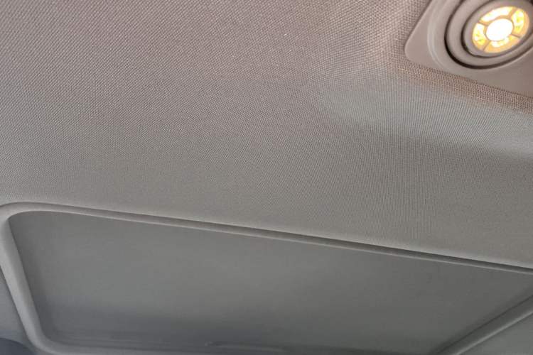 Used BMW 3 Series 2015 316Li Fashion Model
