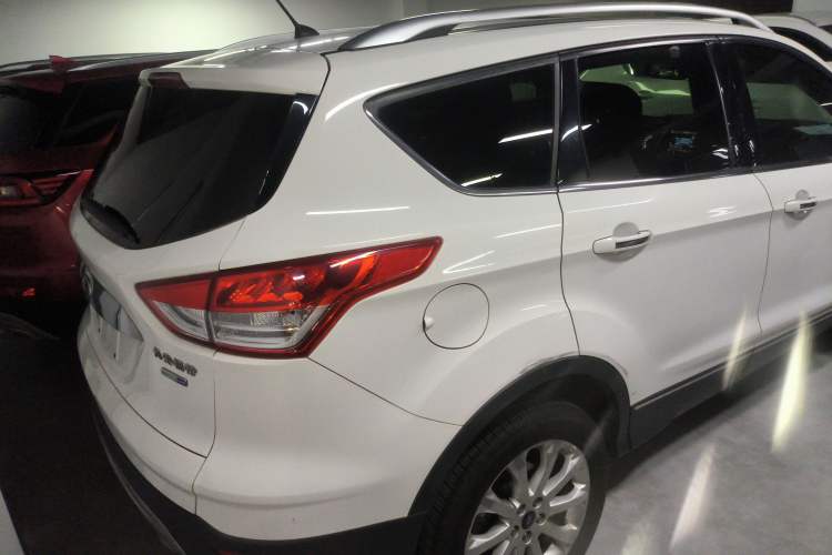 Used Ford Kuga 2013 2.0L GTDi Four-Wheel-Drive Elite Model