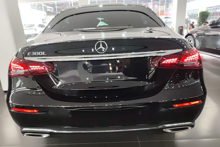 Used Mercedes-Benz E-Class 2023 E 260 L