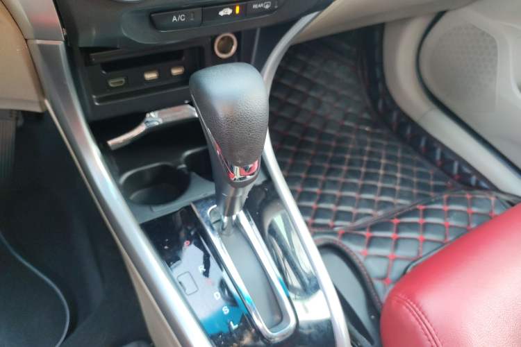 Used Honda Crider 2016 1.8L CVT Luxury Edition
