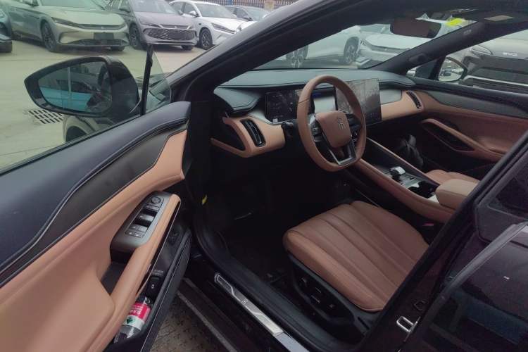 Used BYD Song L EV 2025 Intelligent Driving Version 662 km LiDAR Excellence Edition