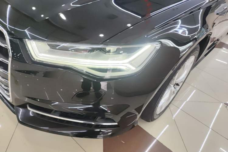 Used Audi A6L 2018 30th Anniversary Edition 35 TFSI Fashion Model
