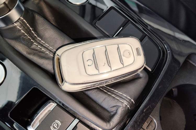 Used Hongqi H5 2019 30TD Dynamic Edition
