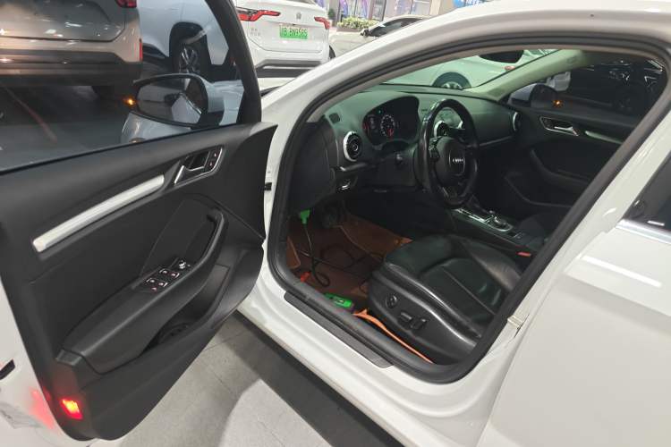 Used Audi A3 2015 Limousine 40 TFSI Automatic Comfort Model