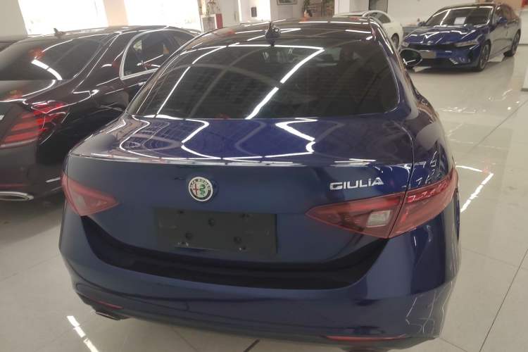 Used Alfa Romeo Giulia 2017 2.0T 280HP Luxury Edition