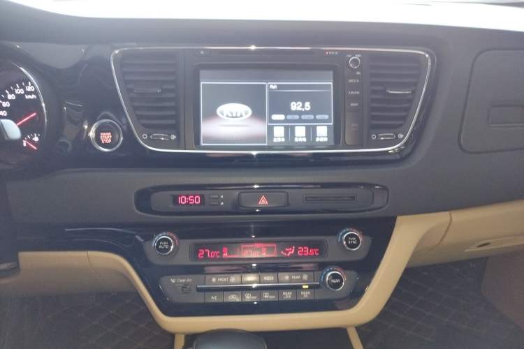 Used Kia Carnival 2015 3.3 GDI Luxury Edition China V Standard
