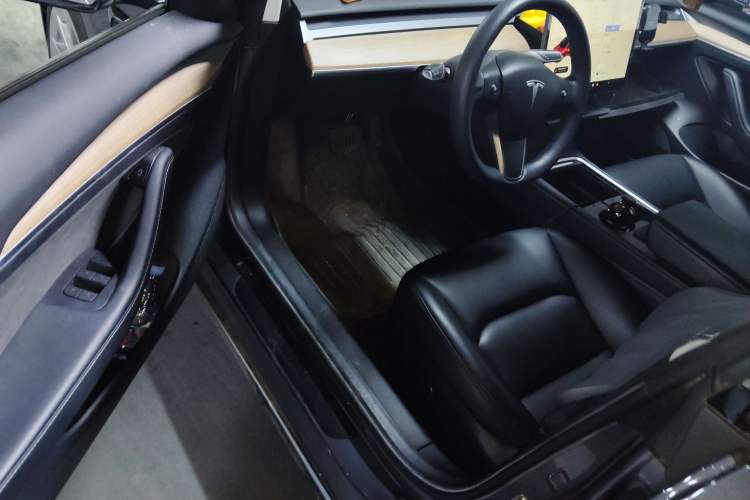 Used Tesla Model 3 2022 Rear-Wheel-Drive Version
