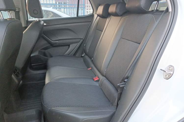 Used Volkswagen Tacqua 2023 200TSI DSG Joy-Connect Edition
