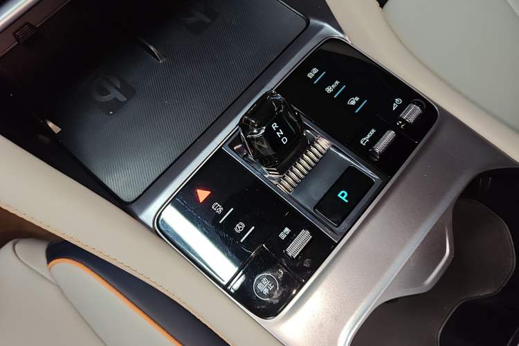 Used BYD Song PLUS New Energy 2023 Champion Edition EV 520KM Prestige Model
