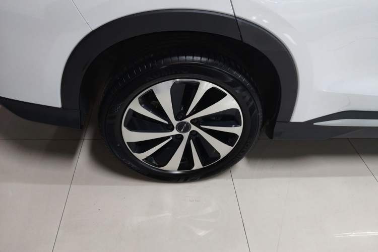 Used BYD Song PLUS New Energy 2023 Champion Edition EV 520KM Prestige Model
