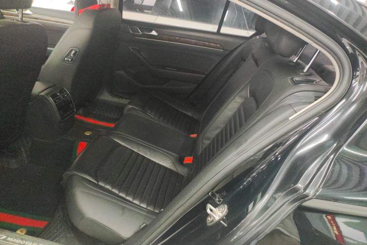 Used Volkswagen Magotan 2018 Facelift 330TSI DSG Luxury Model