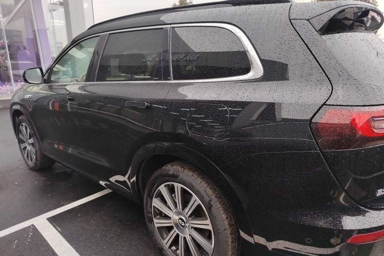 Used Hima AITO M7 2024 1.5T Intelligent Driving Rear-Drive Pro Version 5 Seats
