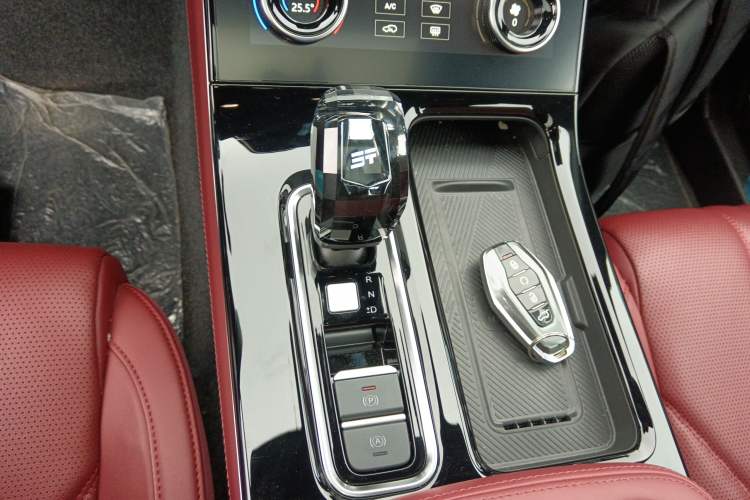 Used JETOUR X70 PLUS 2025 1.5T Flagship Edition 5 Seats
