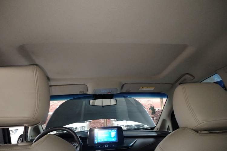 Used Buick GL8 2020 Land Cruiser Executive Class 652T Comfort Model
