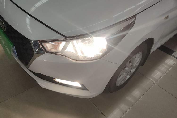 Used Hyundai Verna RV 2017 1.4L Automatic Sport Version National Emission Standard V
