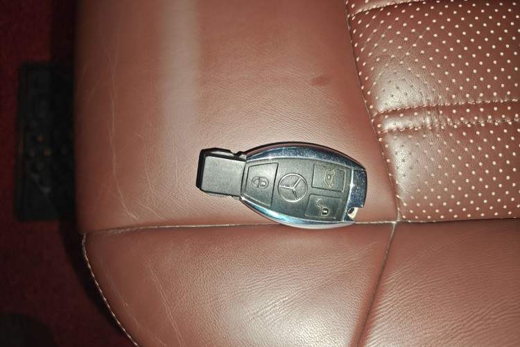 Used Mercedes-Benz Viano 2013 3.5L Dynamic Edition
