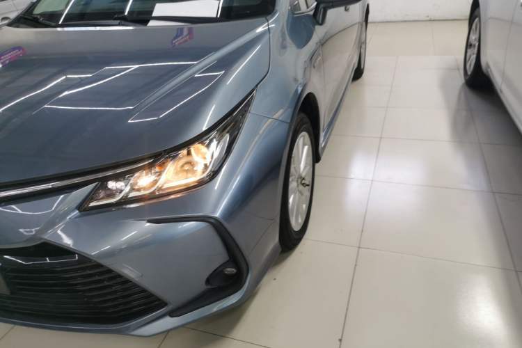 Used Toyota Corolla 2021 Dual-Motor 1.8L E-CVT Elite Edition
