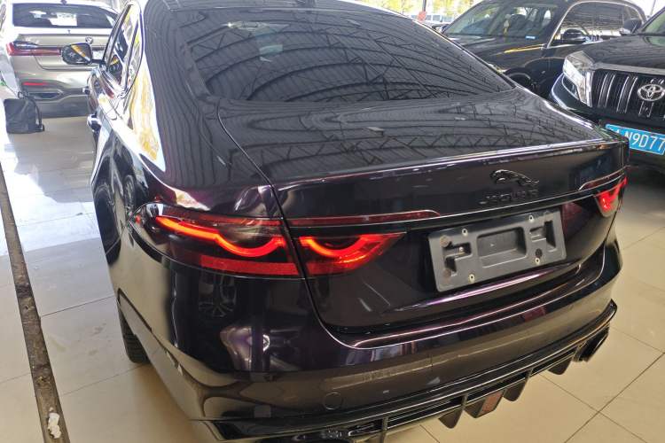 Used Jaguar XFL 2019 XFL 2.0T 250 PS Two-Wheel-Drive Luxury Edition