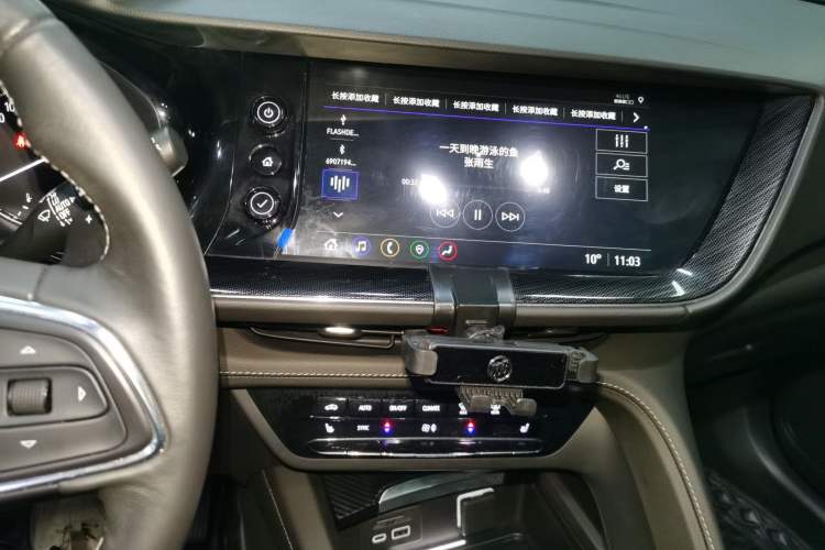 Used Buick Envision 2022 Facelift Encore S 552T Two-Wheel-Drive Luxury Model
