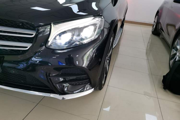 Used Mercedes-Benz GLC 2019 GLC 300 L 4MATIC Dynamic Model