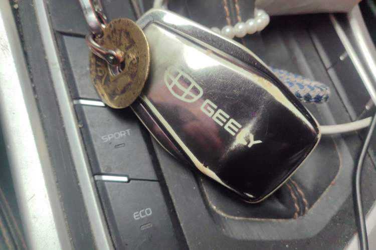 Used Geely Auto Vision X6 2020 1.4T CVT Asian Games Edition