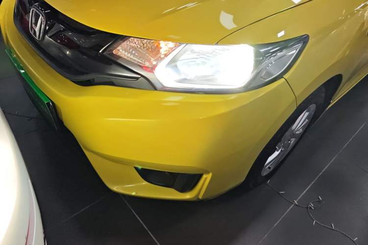 Used Honda Fit 2016 1.5L LXS CVT Comfort Sunroof Version
