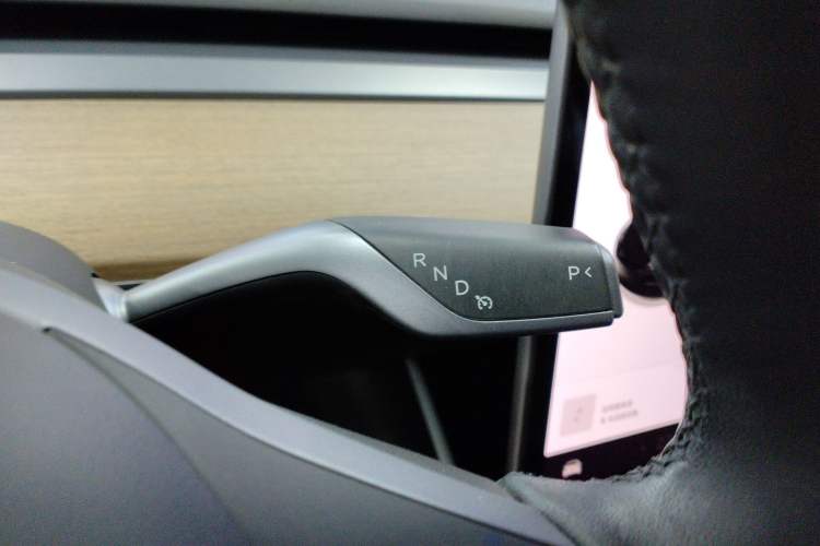 Used Tesla Model 3 2019 Standard Range Rear-Drive Upgraded Version
