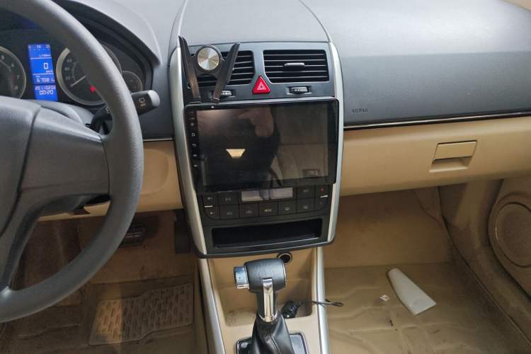 Used BAIC E Series 2012 Hatchback 1.5L Automatic Leshang Version