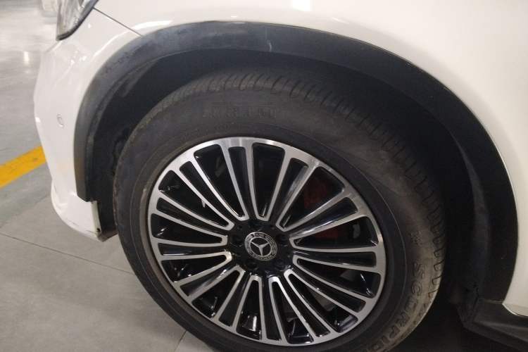 Used Mercedes-Benz GLC 2018 Facelifted GLC 260 4MATIC Dynamic Edition