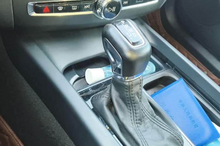 Used Volvo XC60 2018 T5 4x4 Zhiyi Edition
