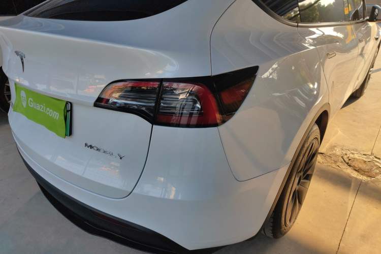 Used Tesla Model Y 2024 Rear-Wheel-Drive Version
