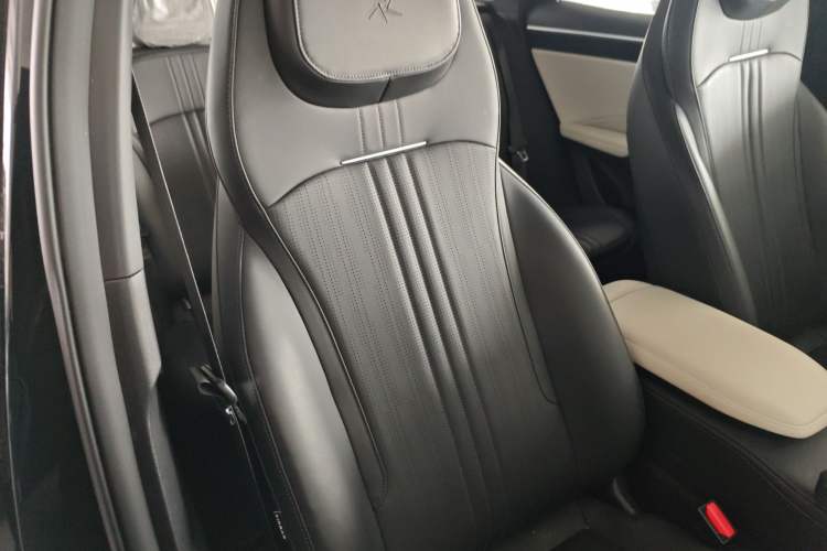 Used  L7 2024 1.5T 115 km PLUS Dragon Edition