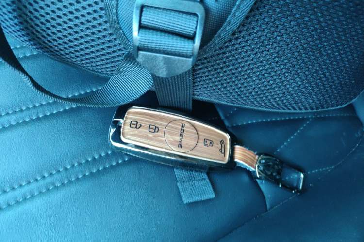 Used Roewe iMAX8 2022 400TGI Flagship Edition
