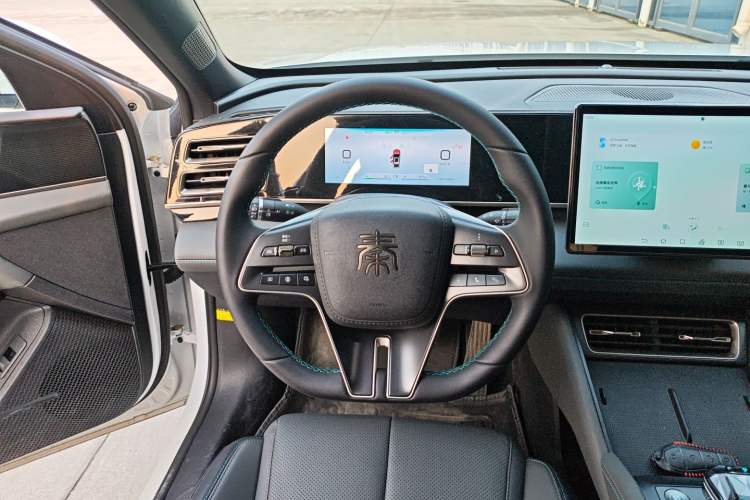 Used BYD Qin L 2024 DM-i 120KM Beyond Model
