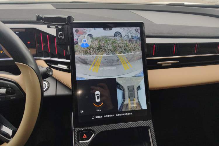 Used Geely Auto FX11 2023 1.5TD DCT Prestige Edition