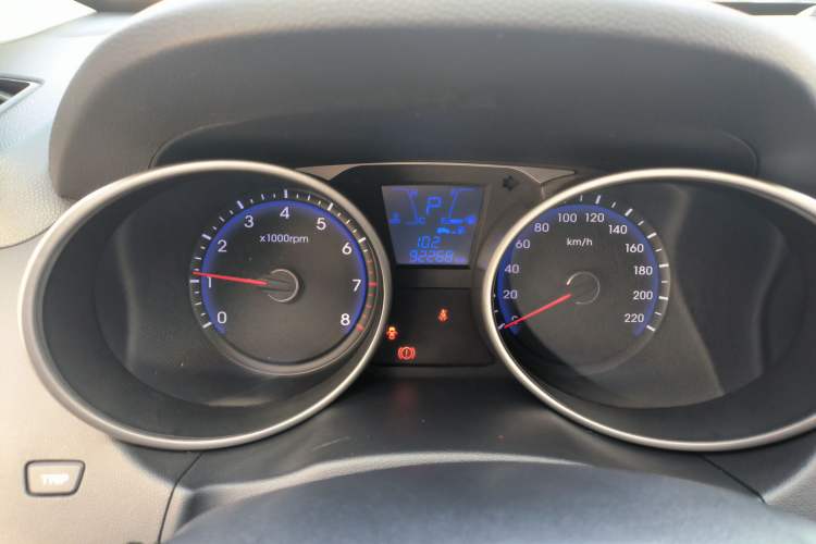 Used Hyundai ix35 2015 2.0L Automatic 2WD Smart Type China IV
